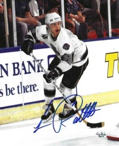 Autographed LUC ROBITAILLE Los Angeles Kings 8x10 photo - COA - Picture 1 of 1
