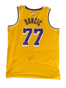 LUKA DONCIC PSA/DNA SIGNED AUTOGRAPH NIKE AUTHENTIC LOS ANGELES LAKERS JERSEY - Picture 1 of 4