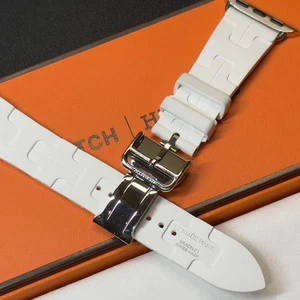 Apple Watch Hermès Simple Tour bracelet kilim blanc 42 mm, 41 mm, 40 mm très bon état ! - Photo 1 sur 9
