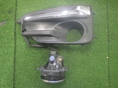 Faro antiniebla izquierdo SUBARU Impreza 2016 DBA-GK7 84501AJ060 [usado] [PA121396682] Foto 1 de 4