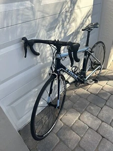 Trek Madone 3.1 WSD Carbon Road Bike 52cm - Picture 1 of 8
