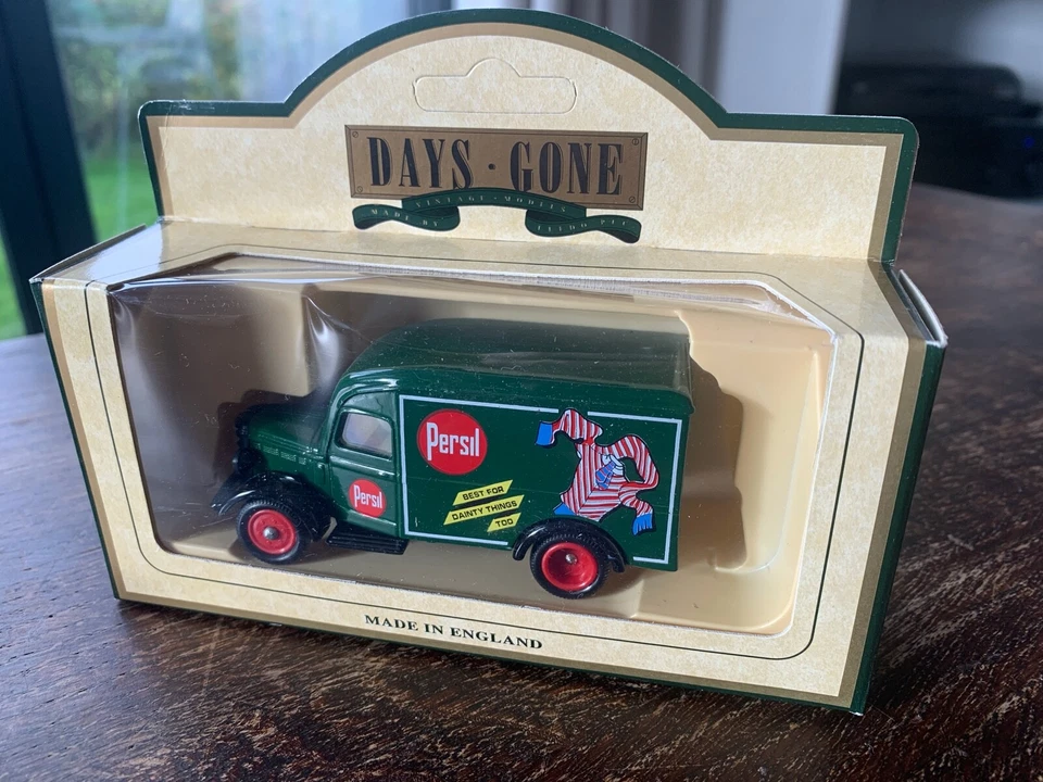 Furgoneta de entrega LLEDO 63012 Percil modelos en caja 1950 Bedford CWT diecast  Foto 1 de 4