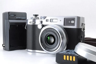 Fuji Fujifilm X100F 24.3MP Silver Digital Camera JAPAN 15200 Shots [Near MINT] - Image 1 of 4
