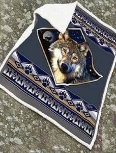 New Wolf Wolves Sherpa Gift Fleece Throw Blanket Southwest Blue Gray Paw Prints - Picture 1 of 3