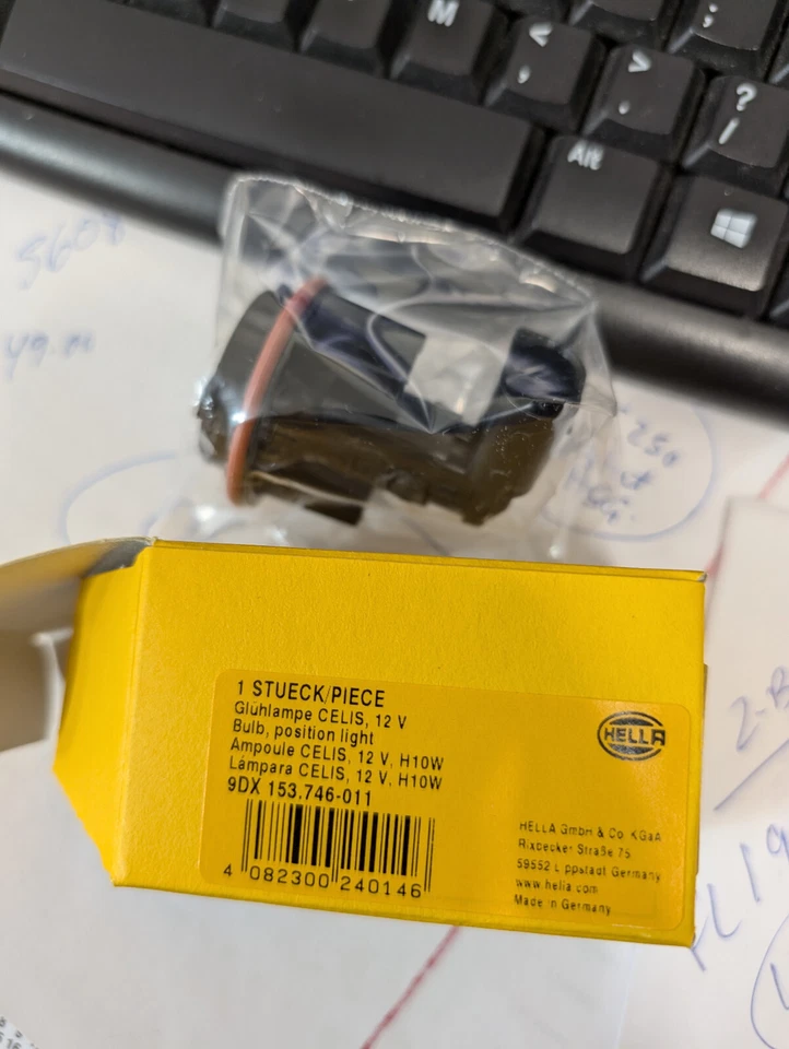 Новый! Лампа дневного хода BMW X3, M5, M6 Hella Asy 153746011 - оригинальная No 63126-904-048 - Изображение 1 из 1