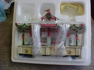HAWTHORNE CHRISTMAS VILLAGE BUDWEISER ILLUMINATED HOLIDAY PASSENGER DEPOT TRAIN - Picture 1 of 5