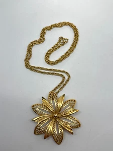 Vintage gold tone Monet Flower filigree pendant Necklace 24" signed - Picture 1 of 7