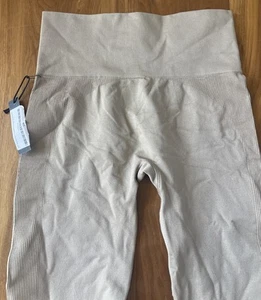 SET ACTIVE Women’s Size M Medium Activewear Leggings Scuptflex High Rise SAND ✨ - Picture 1 of 11