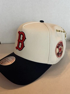 Topps X Tapas Wade Boggs Player Chase Serie 2 Dije Pro Pellizco Medias Rojas Sombrero Raro Foto 1 de 4