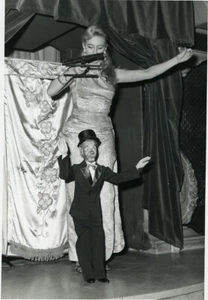 France Jany Privat Puppets Puppeteer Striptease Bar old photo Koruna 1962 #2 - Picture 1 of 3
