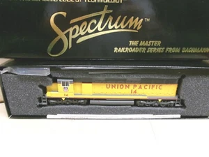 Bachmann Ho 11634, SD-45 Locomotive, Union Pacific 14 - Picture 1 of 4