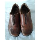 Tom McAnn Leather Shoes for women. Excellent condition Size 5W