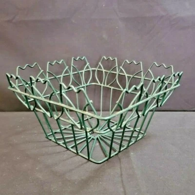Square  Green  Wire  Basket   Tulips  Flowers  Trim   8-1/2" x 8-1/2" - Image 1 of 4