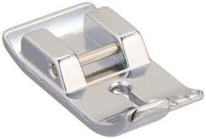 Straight Stitch Presser Foot for Singer Sewing Machines CENTER Needle Position - Picture 1 of 2