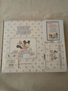 Neu Vintage Disney "Baby Steps" Record Memory Book 1994 3 Stück RAR Set VERSIEGELT  - Bild 1 von 4