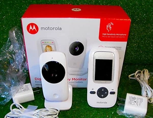 Motorola MBP481 2.4 GHz Digital Video Baby Monitor Camera 2-Inch Color Display - Picture 1 of 3