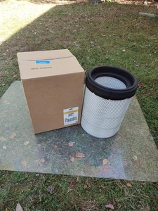 Genuine OEM WIX 49088 Air Filter - Picture 1 of 8