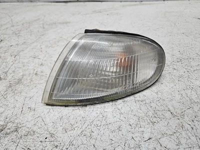 Hyundai Accent 1997 front turn indicator light 92301290 KEG7700 - Image 1 of 3