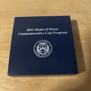 2011 P Medal of Honor Proof Silver Dollar $1 Coin Box and COA - Picture 1 of 5