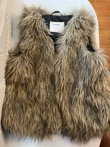Old Navy Girls Faux Fur Vest Small 6-7 - Picture 1 of 5