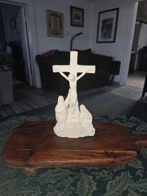 Escultura artesanal de bisque de cerámica dos mujeres con Jesús 8" de altura Foto 1 de 4