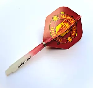 MANCHESTER UNITED DART FLIGHTS & UNICORN GRIPPER 3 RED/WHITE 2 TONE STEMS - Picture 1 of 2