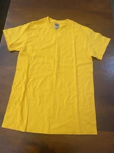 Women's Gildan Basic Solid Yellow Round Neck Short Sleeve T-Shirt Size SP - Picture 1 of 4