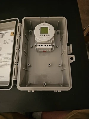 Grasslin Intermatic FM1D50O12 12V 16A 24/7 Electric Time Switch W/ ULType 3R Box - Image 1 of 4