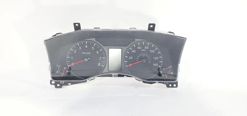 Nissan NV3500 2500 HD 2013 2019 velocímetro OEM 248101PD0E TRACCIÓN TRASERA automático 5,6 L  Foto 1 de 4