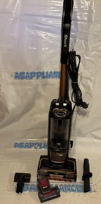 Shark Corded Upright Vacuum, Pet - [NZ801UKTBK]- Used - Image 1 of 4