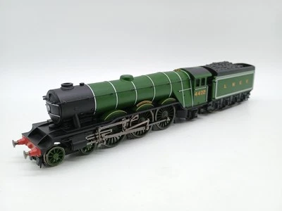 Hornby LNER Green Flying Scotsman 4-6-2 4472 - (Unused) Mint Condition - Image 1 of 4