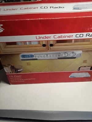 GPX KC218S CD Player - Image 1 of 4