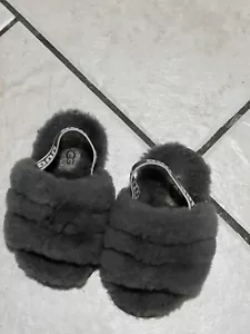 Baby Girls Ugg Fluff Yeah Slides / Slippers for Toddler Size 6T Gray - Picture 1 of 1