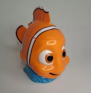 TROVA NEMO Tazza di plastica Disney on Ice Flip Up Coperchio pesce bevande snack - Foto 1 di 4