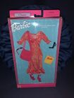 Barbie première rangée au printemps défilé mode avenue accessoires robe charme 2001