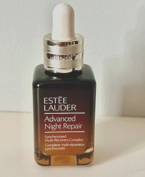 Complejo Multi-Recuperación Sincronizado Reparación Nocturna Avanzada Estee Lauder .68oz Foto 1 de 1