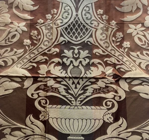 Kravet 24435 -6  Italy  Designer Fabric Remnant 24"x24" - Picture 1 of 3