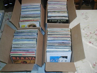 Lot énorme  de 400 disques vinyle 45 tours - Photo 1/4