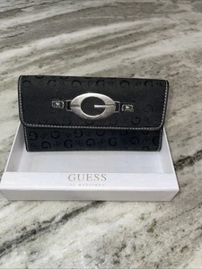 GUESS Women's Wallet Logo Design Gently Used Black/silver - Picture 1 of 9