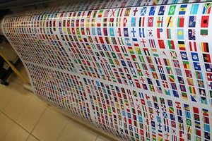 252 Autocollants stickers différents pays du monde version FR 2x3cm - Bild 1 von 7