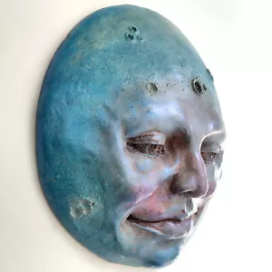 Scultura da parete luna dipinta a mano, fatta a mano, pietra fusa, fatta a mano da Claybraven - Foto 1 di 15