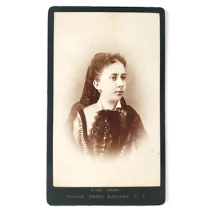 Foto CDV Katonah NY Dama en Encaje c1875 Folsom Estudio Foto Retrato Tarjeta C4127 - Imagen 1 de 2