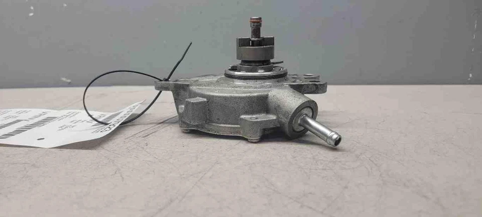 Bomba de vacío motor TOYOTA COROLLA 20 OEM Foto 1 de 4