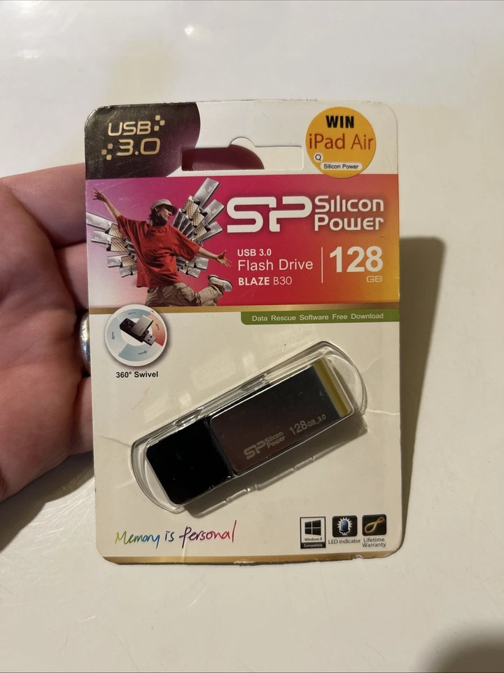 Silicon Power 128GB Flash Drive Blaze B30 USB 3.0 3.0/20 High Performance Black. - Image 1 of 3
