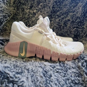 Größe UK 5 EUR 38,5 - Nike Free Metcon 5 Pale Ivory DV3950-102 - Brandneu  - Bild 1 von 10