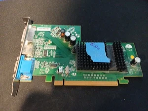 Dell OEM ATI Radeon X300 E-G012-05-1489(B) 128MB VGA/DVI/S-Video - Picture 1 of 5