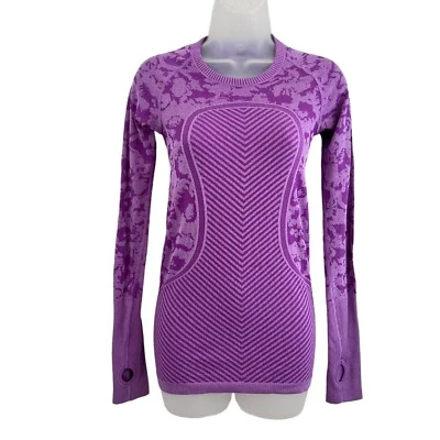 Top de manga larga Lululemon Swiftly Tech para mujer talla 4 púrpura camuflaje correr yoga Foto 1 de 4