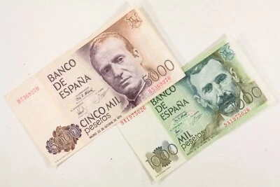 Spain, 2 Note Lot (1979 - 1982) 1000 Pesetas and 5000 pesetas VF+ Condition - Image 1 of 3