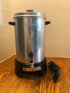 Vintage Westbend Aluminium Kaffeemaschine für 12-30 Tassen - Modell 3510E - funktioniert! - Bild 1 von 11