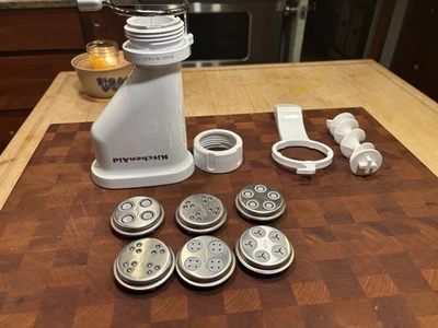 KitchenAid KSMPEXTA Gourmet Pasta Press Attachment/ Extruder  Accessories Italy - Image 1 of 4